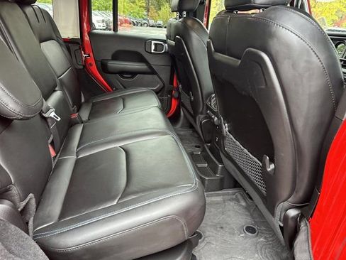 Used 2024 Jeep Wrangler Unlimited Rubicon 4xe w/ Capability Package image 17