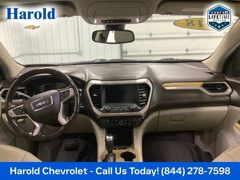 Used 2018 GMC Acadia Denali image 14