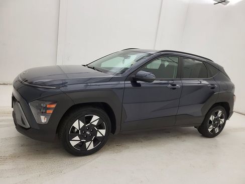 Used 2025 Hyundai Kona SEL image 17