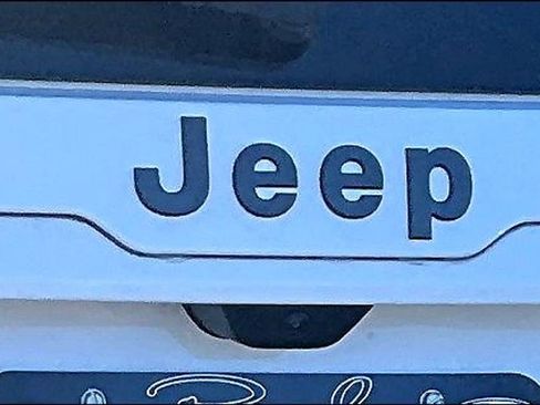 New 2026 Jeep Cherokee Limited image 9