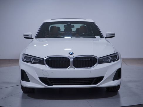 Used 2023 BMW 330i Sedan w/ Driving Assistance Package image 4