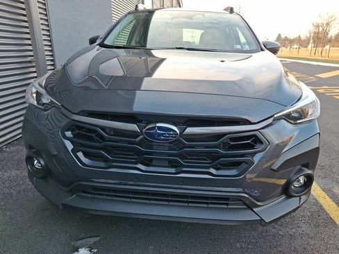 Used 2025 Subaru Crosstrek 2.0i Premium image 2