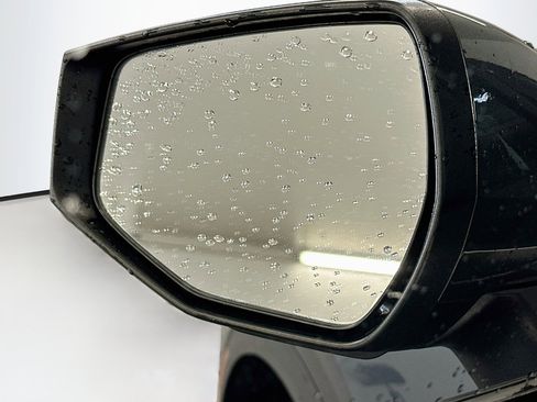 Used 2025 Kia Sportage LX AWD/4WD image 16