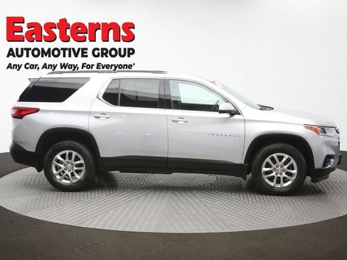 Used 2020 Chevrolet Traverse LT FWD image 47