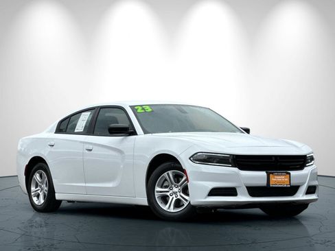 Certified 2023 Dodge Charger SXT image 2