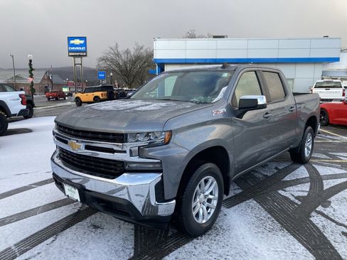 Used 2019 Chevrolet Silverado 1500 LT w/ All-Star Edition image 3