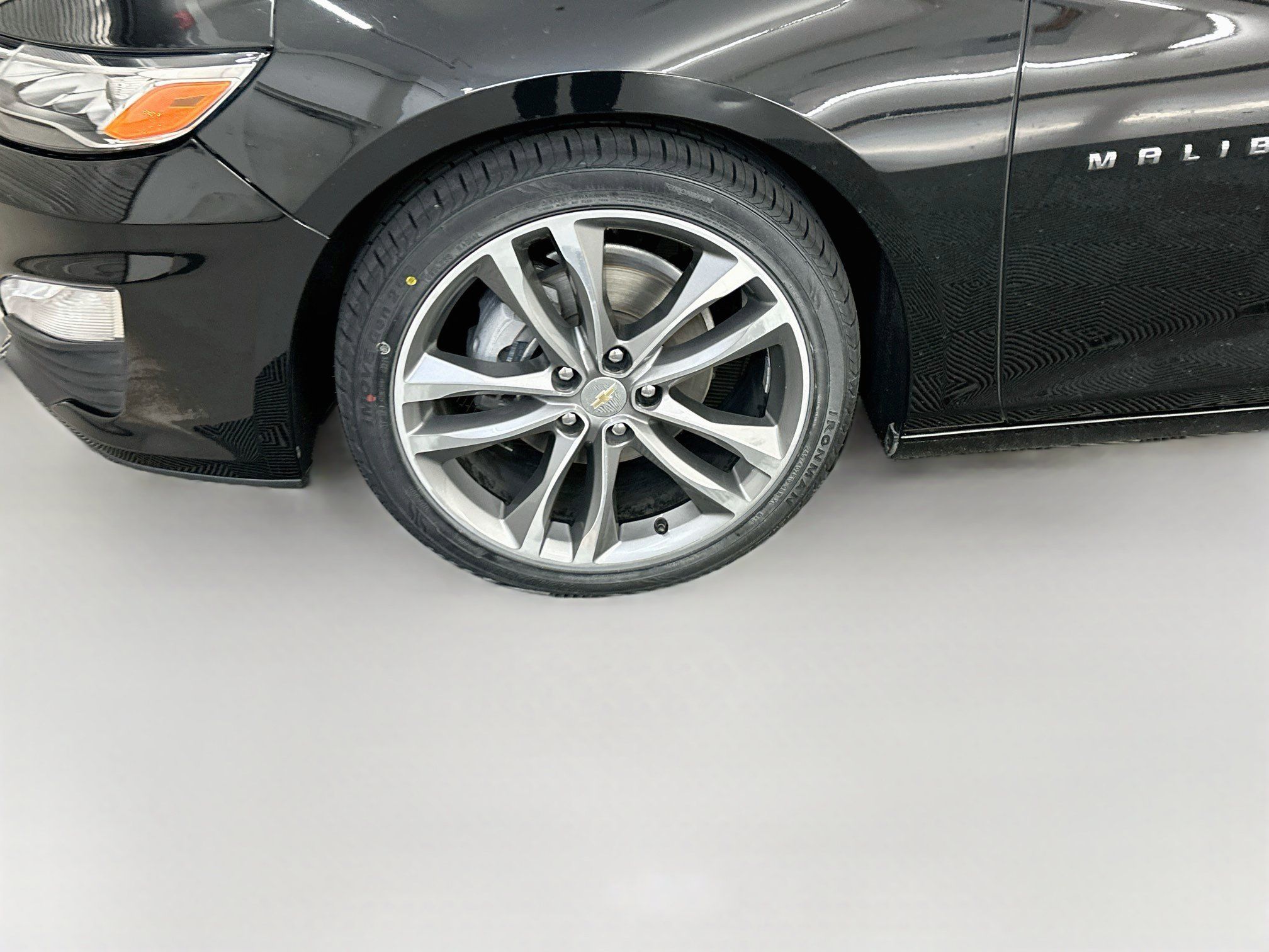 Used 2024 Chevrolet Malibu LT FWD image 11