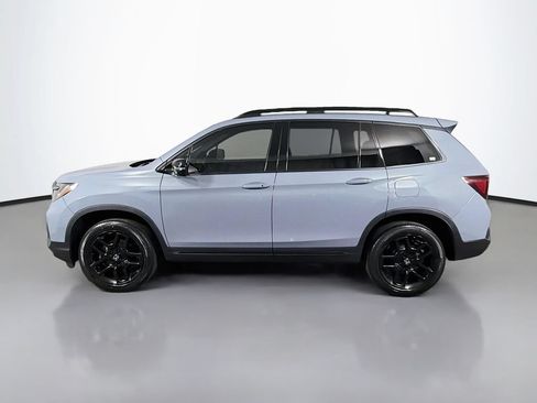 Used 2024 Honda Passport Black Edition image 4
