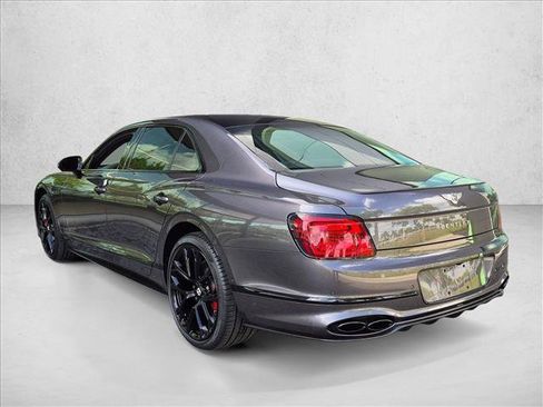 Used 2023 Bentley Flying Spur S V8 AWD/4WD image 8