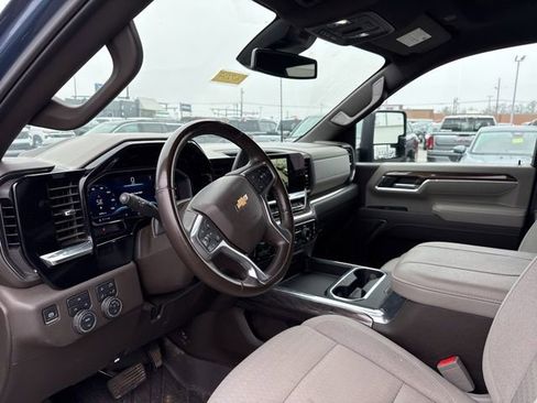 Used 2025 Chevrolet Silverado 3500 LT w/ All Star Edition image 13