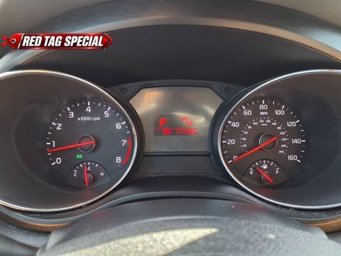 Used 2018 Kia Sedona LX FWD image 30