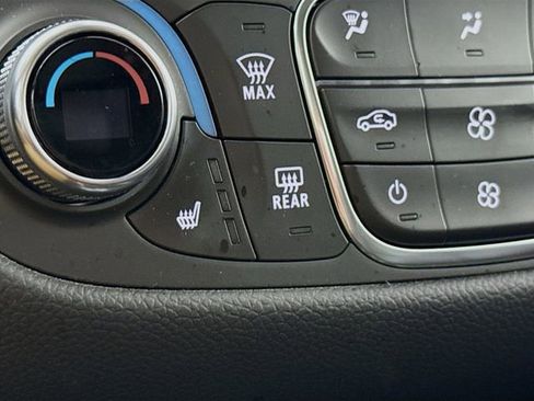 Used 2020 Chevrolet Equinox Premier w/ Premier Redline Edition image 19