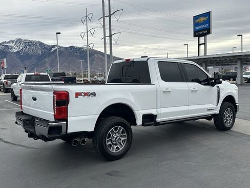 Used 2026 Ford F250 Lariat w/ FX4 Off-Road Package image 30