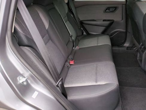 Used 2022 Nissan Rogue S AWD/4WD image 30