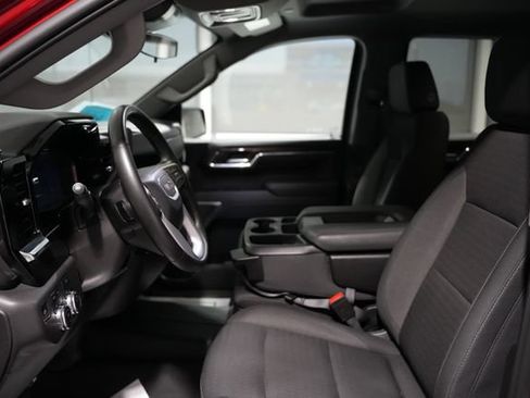 Used 2024 GMC Sierra 1500 Elevation image 13