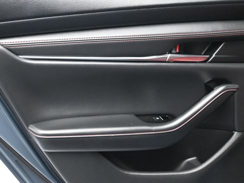 Used 2024 MAZDA MAZDA3 s image 16