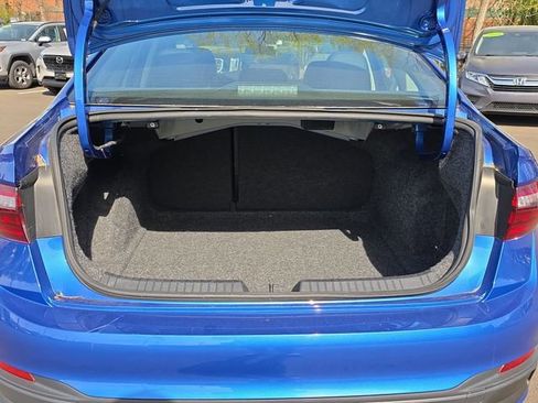 Used 2024 Volkswagen Jetta SE image 13