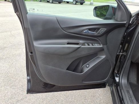 Used 2022 Chevrolet Equinox LT image 15