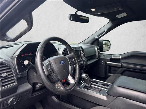 Used 2018 Ford F150 XLT w/ Equipment Group 302A Luxury AWD/4WD image 9