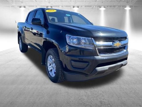 Used 2018 Chevrolet Colorado LT AWD/4WD image 2