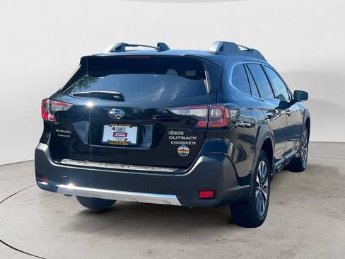Used 2025 Subaru Outback Touring XT AWD/4WD image 5