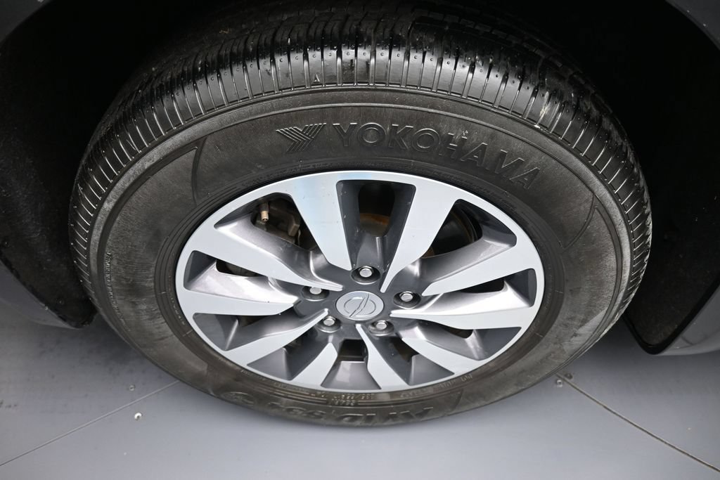 Used 2020 Chrysler Pacifica Touring-L Plus FWD image 12