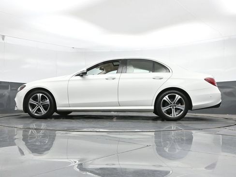 Used 2018 Mercedes-Benz E 300 4MATIC image 45