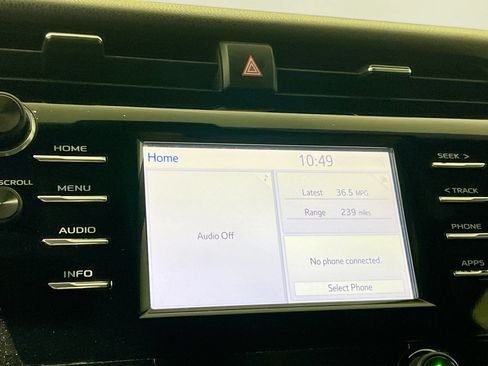 Used 2018 Toyota Camry SE w/ Moonroof Package FWD image 24
