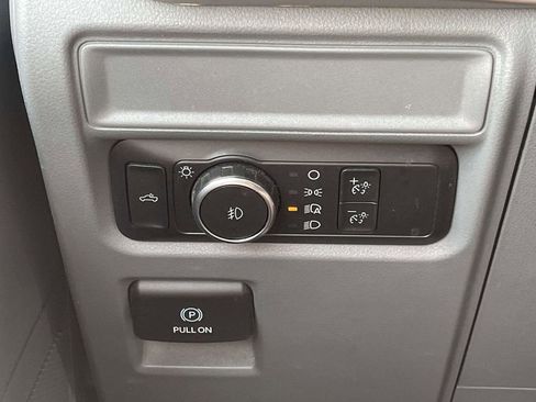 Used 2021 Ford F150 XLT image 26