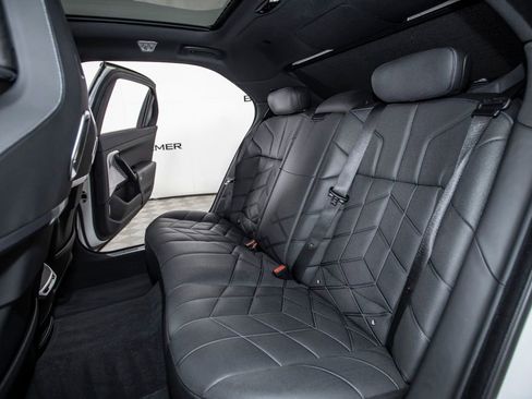 Used 2023 BMW 760i xDrive w/ Executive Package AWD/4WD image 13