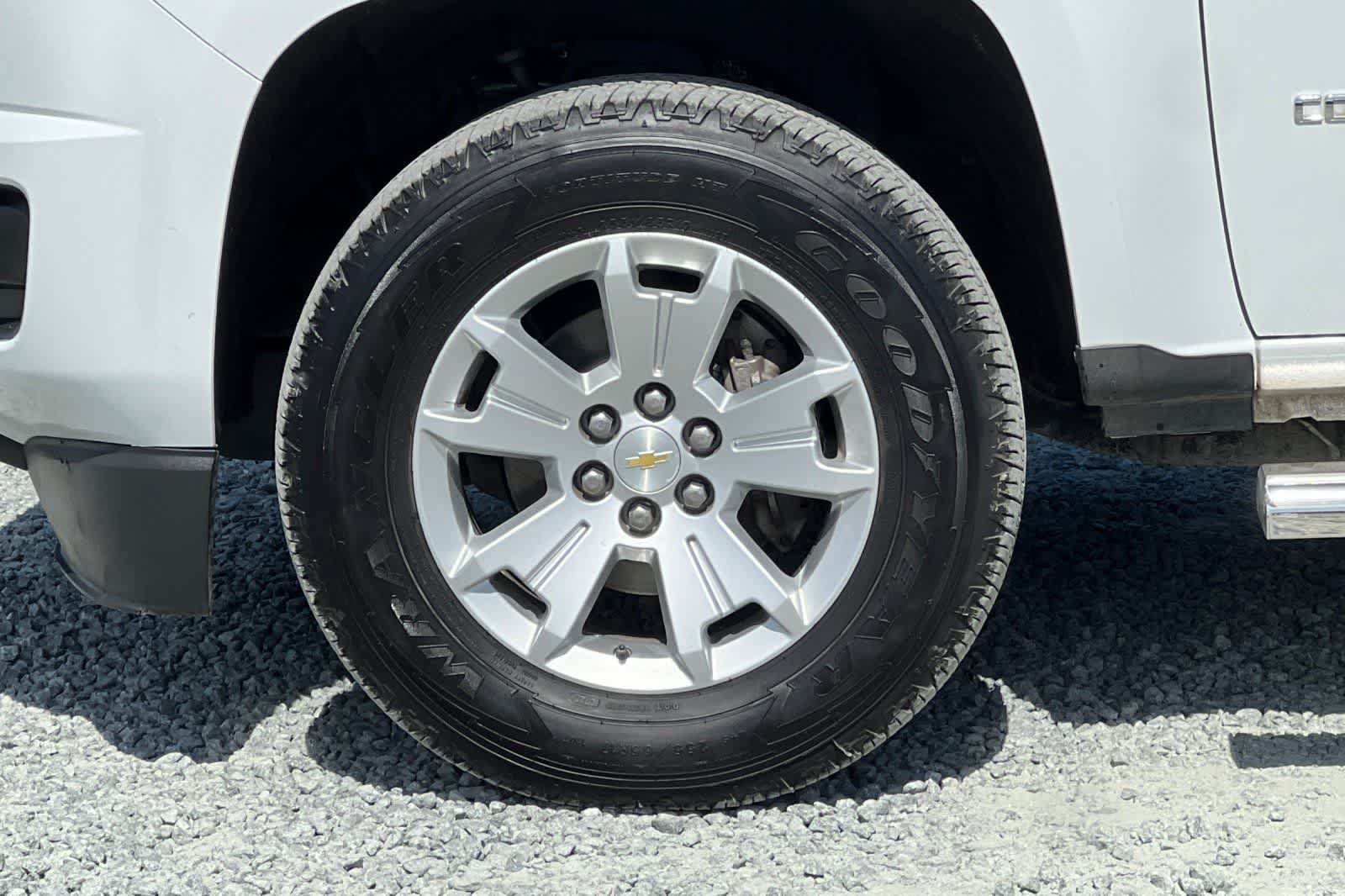 Used 2018 Chevrolet Colorado LT RWD image 32
