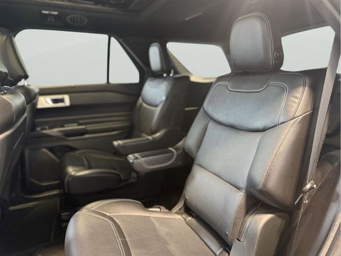 Used 2020 Ford Explorer ST w/ ST Street Pack image 23