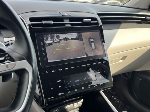 Certified 2023 Hyundai Tucson Limited AWD/4WD image 36