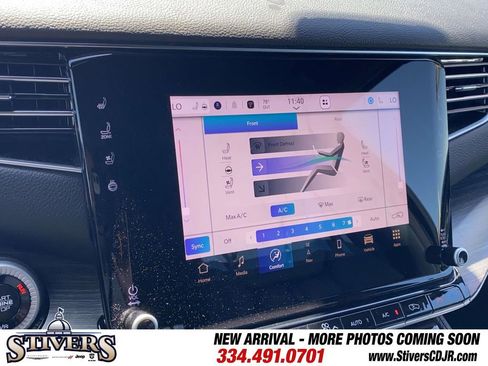 Used 2024 Jeep Wagoneer Series II AWD/4WD image 54