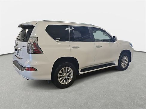 Used 2020 Lexus GX 460 Premium image 5