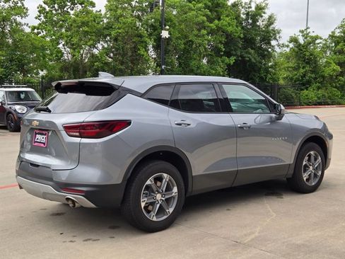 Used 2025 Chevrolet Blazer LT image 5