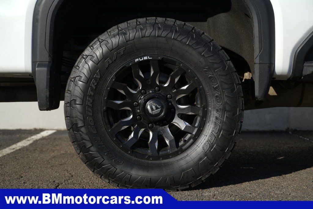 Used 2021 GMC Sierra 2500 SLE w/ SLE Value Package; AWD/4WD image 9