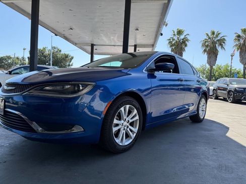 Used 2015 Chrysler 200 Limited image 23