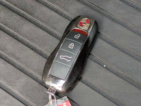 Used 2021 Porsche Macan GTS image 35