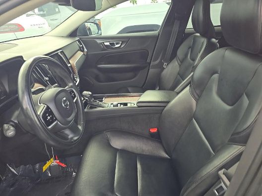 Used 2021 Volvo S60 T6 Momentum w/ Protection Package Premier AWD/4WD image 4