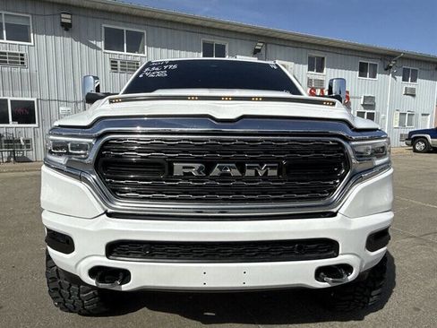 Used 2019 RAM 1500 Limited image 11