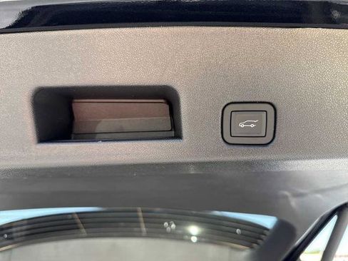 New 2025 GMC Acadia Elevation w/ Elevation Premium Package image 30