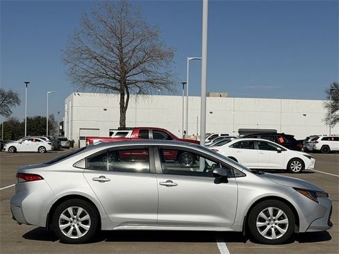 Certified 2024 Toyota Corolla LE image 3