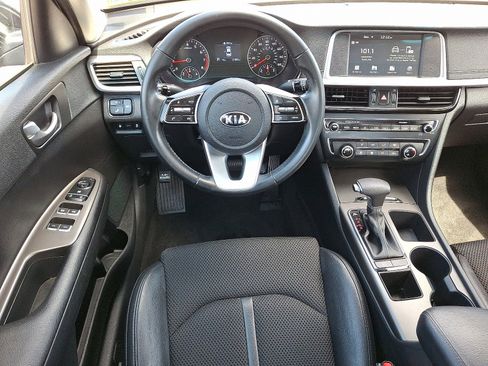 Used 2020 Kia Optima S FWD image 11