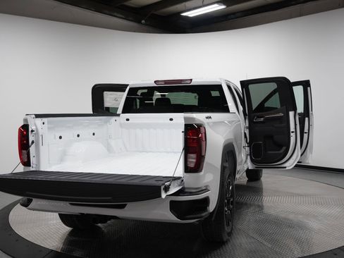 New 2026 GMC Sierra 1500 Elevation image 12