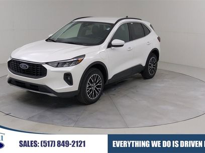 New 2025 Ford Escape SE