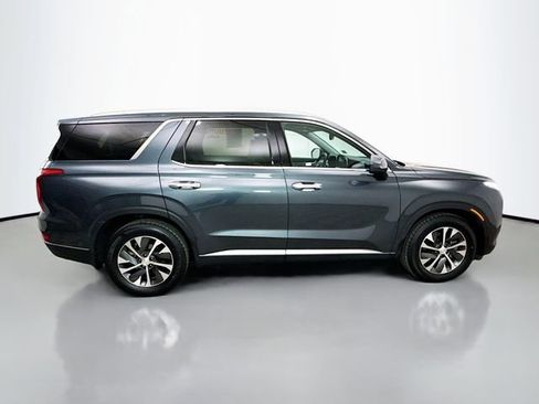 Used 2020 Hyundai Palisade SEL w/ Winter Weather Package image 8