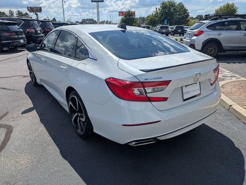Used 2022 Honda Accord Sport image 7