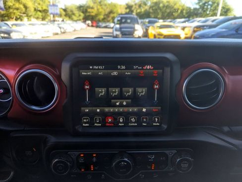Used 2019 Jeep Wrangler Unlimited Rubicon AWD/4WD image 20