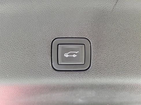 Certified 2023 Cadillac Escalade Sport Platinum w/ LPO, ONYX Package image 9